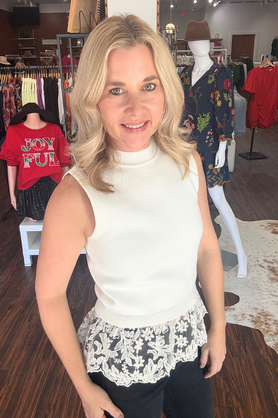 Lace Trim Sleeveless Knit Top