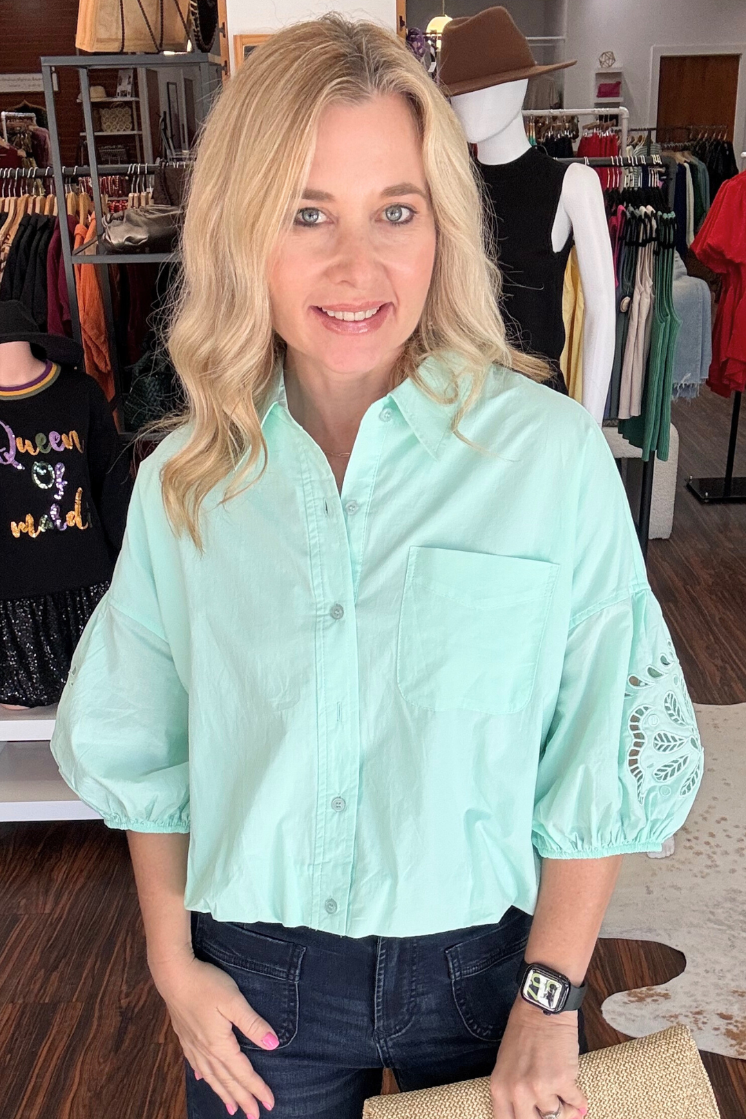 Cut Out Embroidered Bubble Sleeve Top