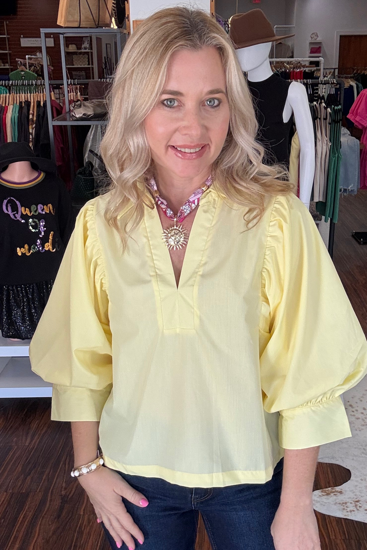 3/4 Pleated Sleeve V-Neck Top