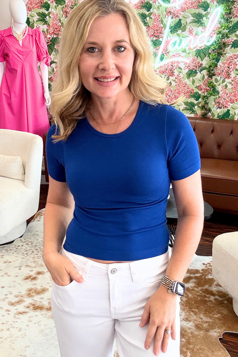 Short Sleeve Waist Length Tee