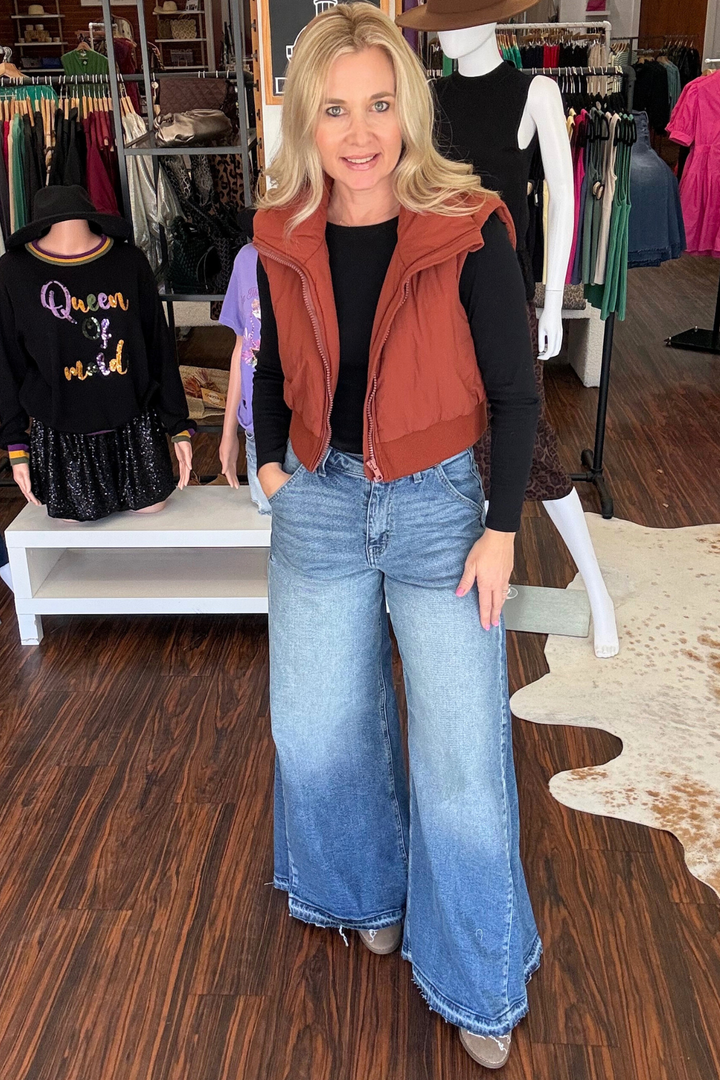 Wide Leg Jeans with Side Triangular Tuck