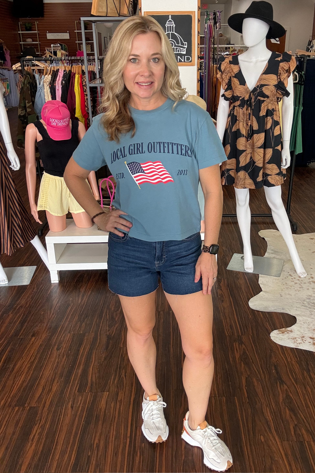 Classic dark wash denim shorts with a modern edge. High-rise cut flatters your silhouette while the raw hem adds an effortless, undone vibe. Crafted with stretch fabric for all-day comfort and freedom of movement. Perfect for pairing with crop tops, oversized tees, or tucked-in blouses. A versatile wardrobe staple that transitions seamlessly from casual weekends to dressed-up nights out.&nbsp;