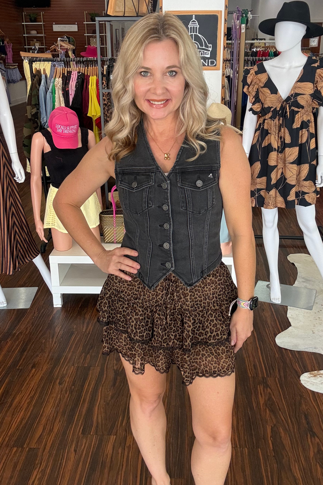 
Elevate your wardrobe with this stunning Leopard Print Lace Skort, where bold style meets practical comfort. The eye-catching leopard print is beautifully complemented by delicate lace trim detailing that adds a touch of elegance to every wear. Crafted from lightweight chiffon fabric, this skort features a flattering tiered ruffle design that creates movement and dimension. The elastic drawstring waist ensures a customizable, comfortable fit