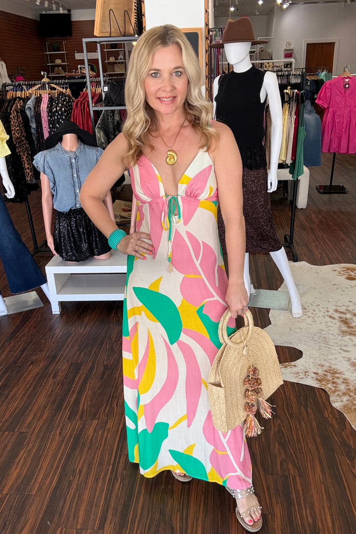 
Introducing the Victoria Keyhole Long Dress. Made from soft, breathable fabric, its elegant silhouette and refined details offer a flattering fit that can be dressed up or down for effortless sophistication. The keyhole adds an extra touch of charm to this must-have dress. 100% Cotton. 