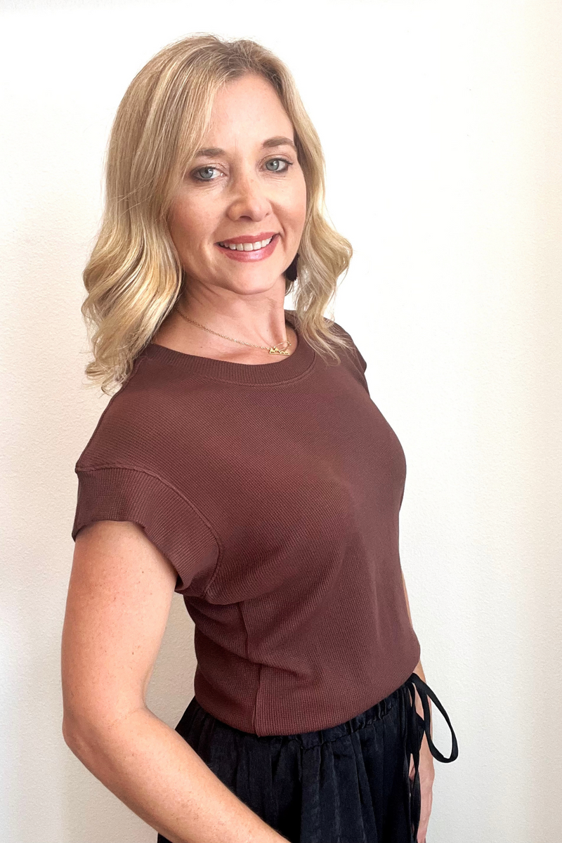 Dark Oak Gabby Top