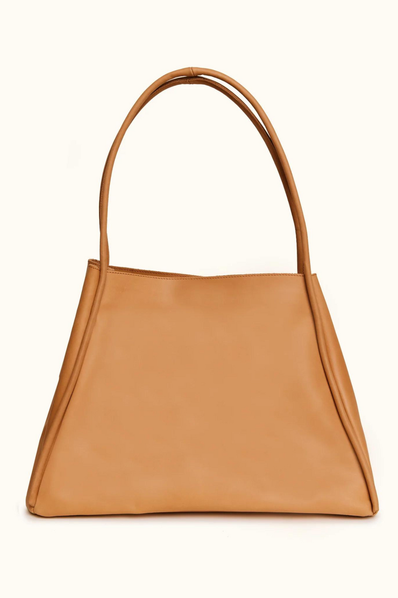 Able Abilene Leather Shoulder Bag in Cognac