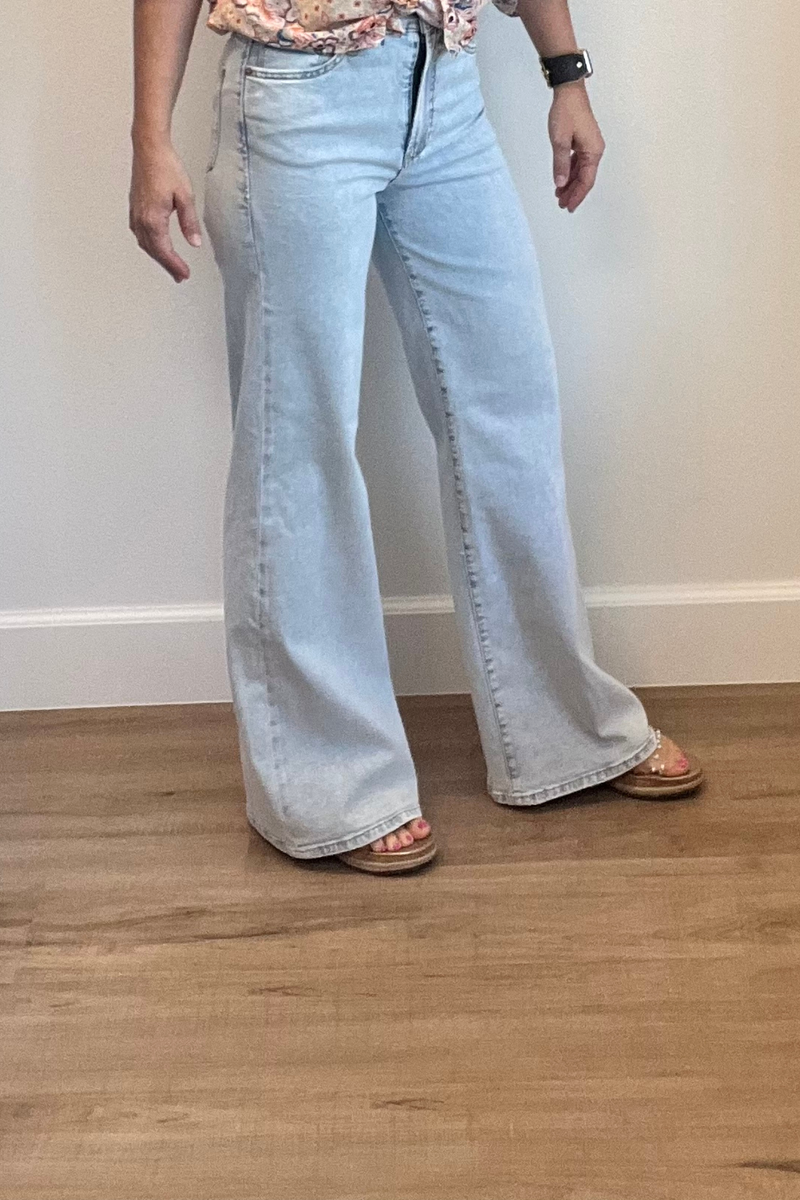 Fiona Wide Leg Jeans